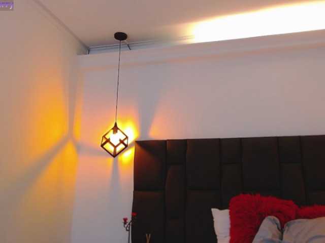 Ringhäälingupildid VickyWatson