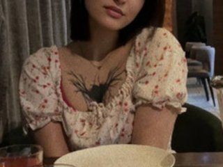 Erootiline videovestlus VikkiHamilton