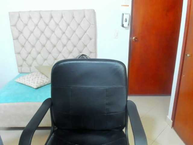 Ringhäälingupildid violetaebony