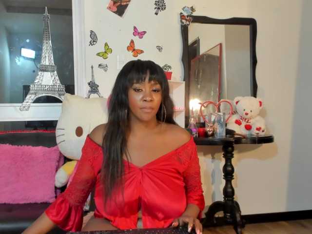Fotod VIOLETAJONES I love talking to intelligent people with good tastes I also consider myself cute and naughty I would like to meet people