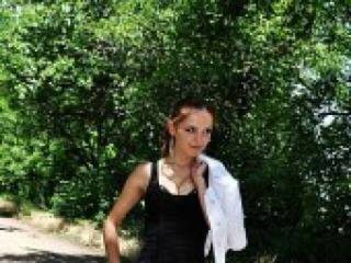 Erootiline videovestlus violetkana