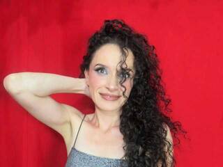 Erootiline videovestlus WildBarbiee