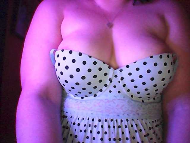 Ringhäälingupildid WildFantasyCouple69
