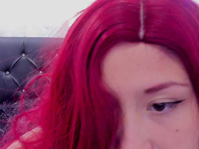 Fotod Willow-Red Welcome Dear! ♥ #Vibe With Me #Cam2Cam Prime #Bailar #Desnudarse #Disfrutar