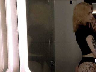 Erootiline videovestlus TgGlowwowy