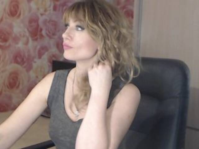 Ringhäälingupildid RrredQueen