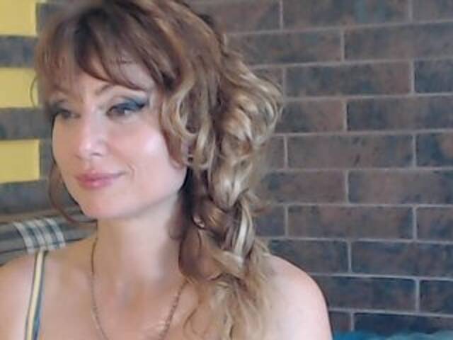 Ringhäälingupildid RrredQueen