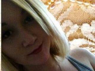 Erootiline videovestlus xrosalinax