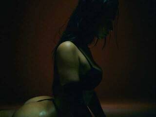 Erootiline videovestlus Mollllli