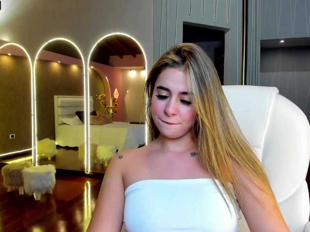 Fotod YennyWalter You know you want me, don't be shy and talk to me ♥ Blowjob 99 TK ♥ Ride dildo 705 TK ♥