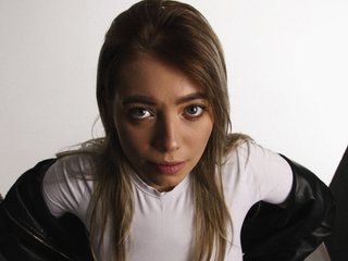 Erootiline videovestlus YessyVine