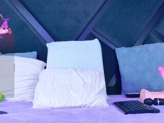 Erootiline videovestlus YesyHills