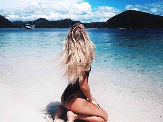 Erootiline videovestlus Your-teacher-1