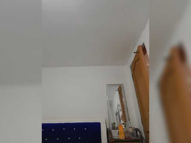 Ringhäälingupildid YourGirl9
