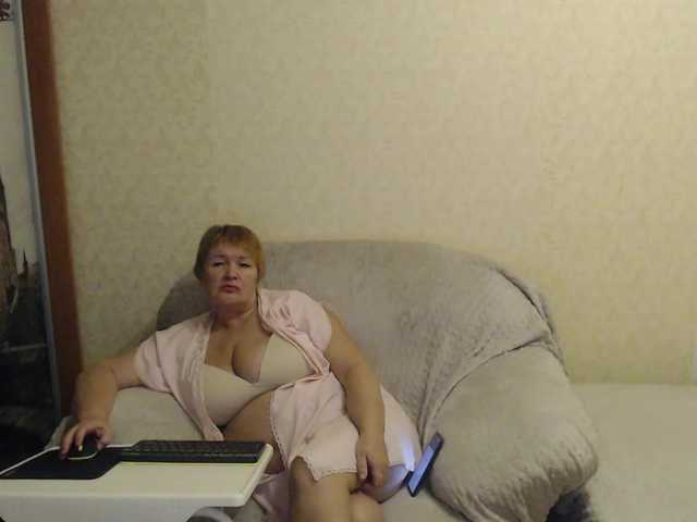 Fotod ChristieGold Breast 30, ass 30, pussy 50, pm 15. I do not fulfill the request to get up. Camera 50. Please put love. For you, it's free.
