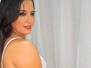 Erootiline videovestlus ZahiraChannel