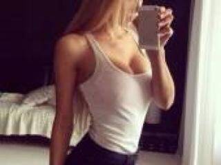 Erootiline videovestlus zefirqua