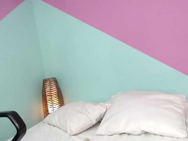 Ringhäälingupildid ZoeKendall