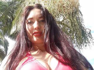 Erootiline videovestlus ZORAIDAHOTDIR