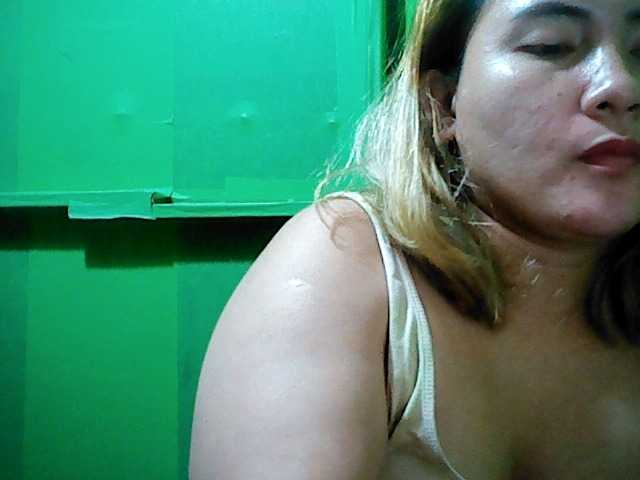 Fotod zyna6914 hello guy welcome to my room help me soem token guyz thank you for all help guyz...